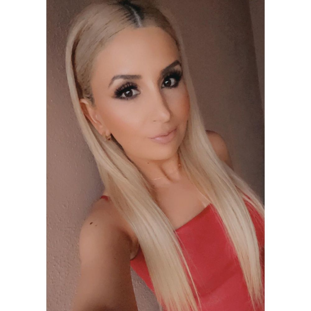 Meet your Posher, Allie